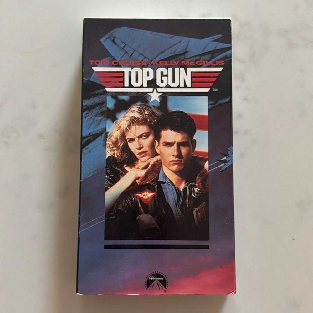 TopGun VHS Tape Tom Cruise Kelly McGillis Paramount Pictures 1986 Vintage